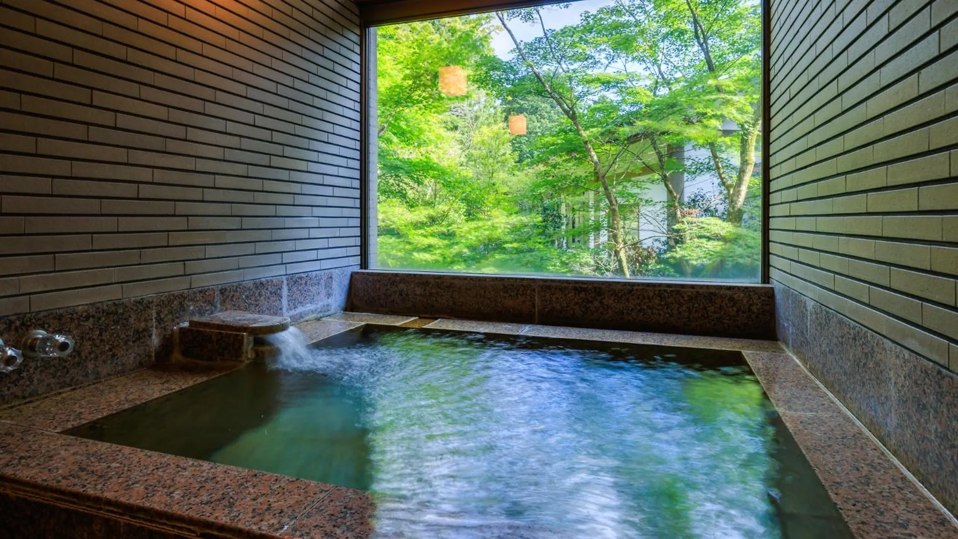 Ryuguden Hotel Hakone 4*,